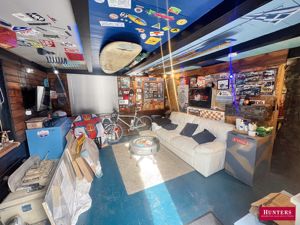 Photo 28- click for photo gallery